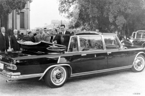 Mercedes 600 Pullman Landaulet du pape Paul VI