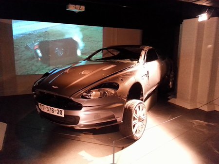L'Aston Martin DBS sévèrement éprouvée par le tournage de "Casino Royale" (2006).