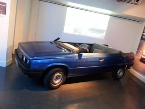 La Renault 11 "Cabriolet" de "Dangereusement vôtre" ("A View to a Kill", 1985).